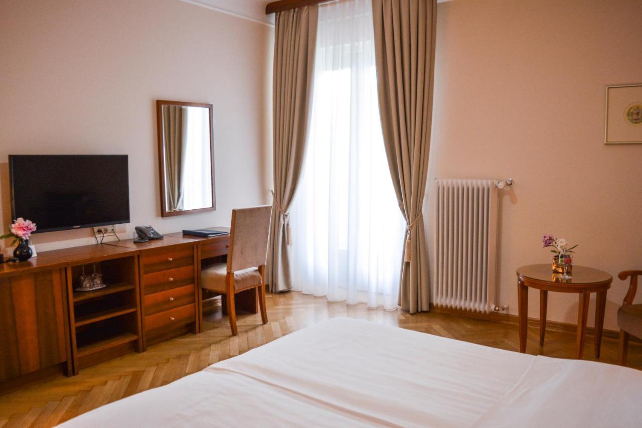 Vila Bled 4*